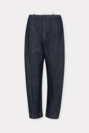 Calça Jeans com Tiras Laterais Sobrepostas