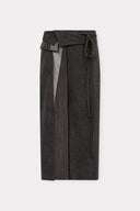 Saia Jeans com Detalhe em Couro