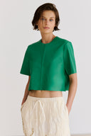 T-Shirt Cropped em Couro

Saia em Jacquard com Textura Enrugada Bordada
