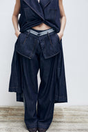 Calça Reta com Basque Removível em Jeans