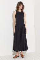 Vestido De Malha Com Recortes