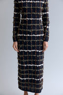 Vestido de Tricô Bordado com Fio de Seda