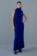 Vestido De Crepe Com Tiras De Tricô E Gola Removível