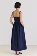 Vestido Corseletado com Broche Removível