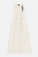 Vestido em Jacquard com Textura Enrugada e Broche Removível